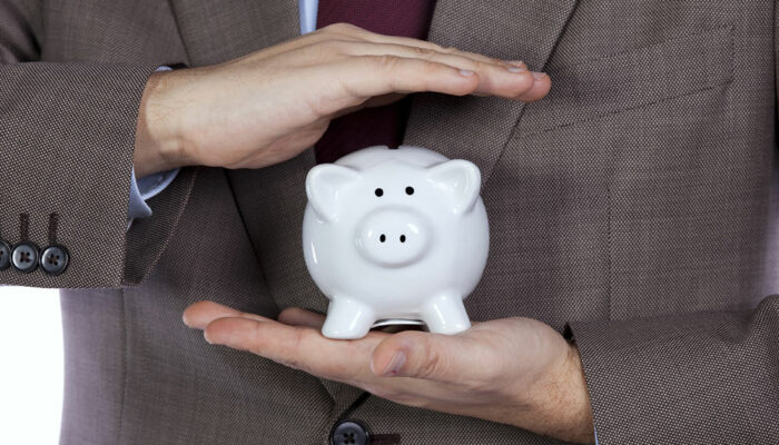 4 Major Differences Between Savings and Checking Accounts