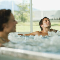 5 Hot Tub Buying Mistakes to Avoid