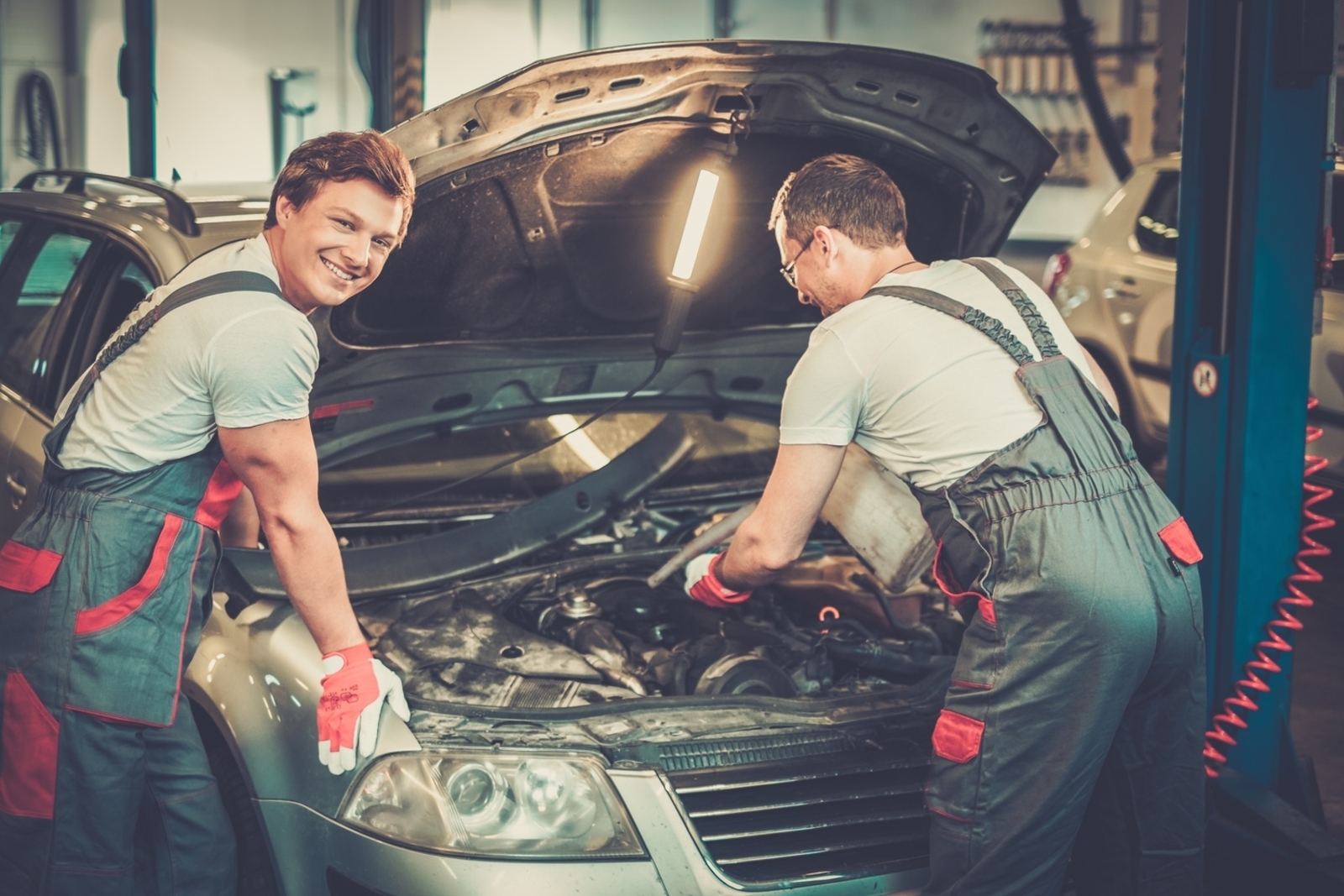 Auto Repair Software Secrets: The New Tools That Will Boost Your Business Fast!